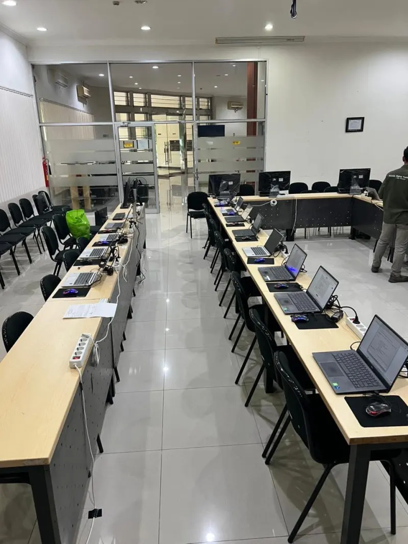 Penataan Unit untuk Rapat Besar