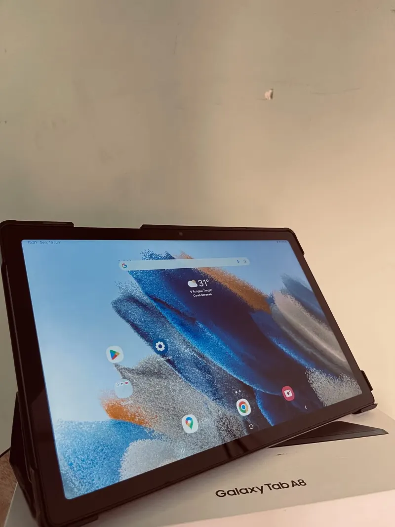 Tablet 10" - A&K Multimedia Pro